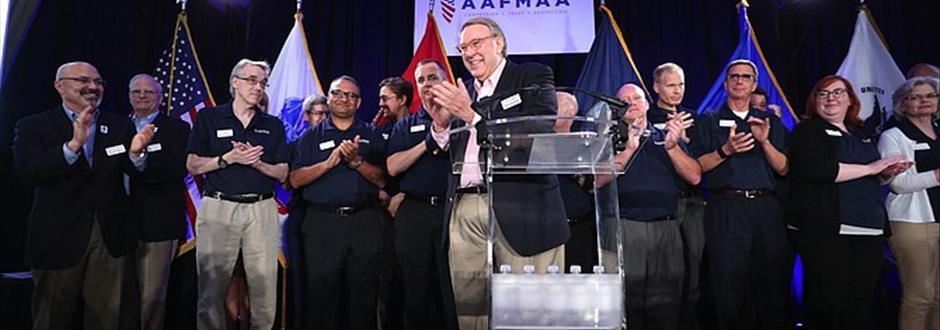 AAFMAA President and Treasurer Walt Lincoln Retires